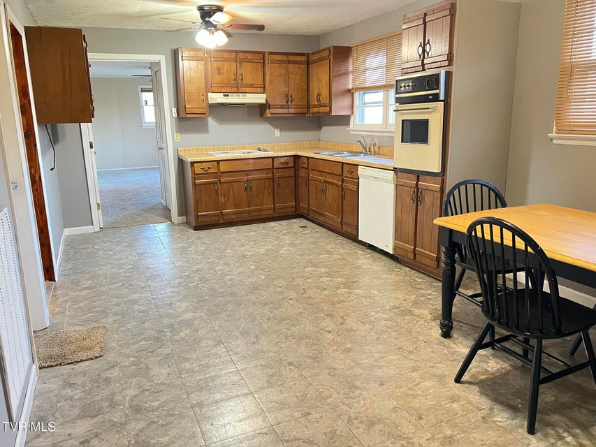 Photo #21: 229 Clint Street