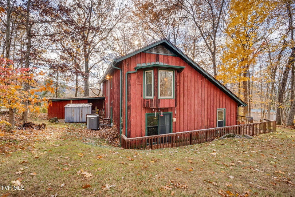 Photo #32: 321 Pitkin Drive