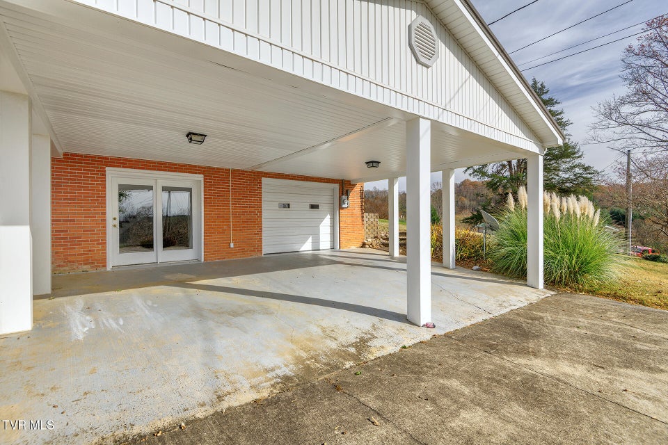 Photo #9: 280 Falcon Circle