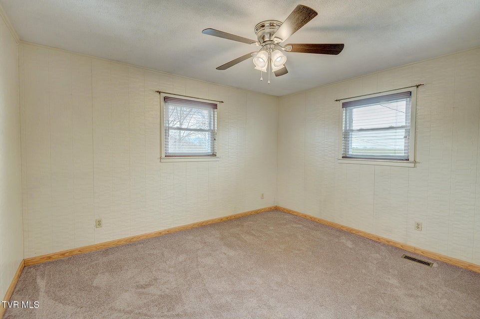 Photo #27: 280 Falcon Circle