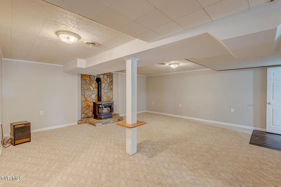 Photo #37: 280 Falcon Circle