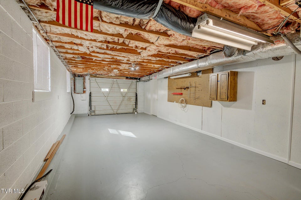 Photo #40: 280 Falcon Circle