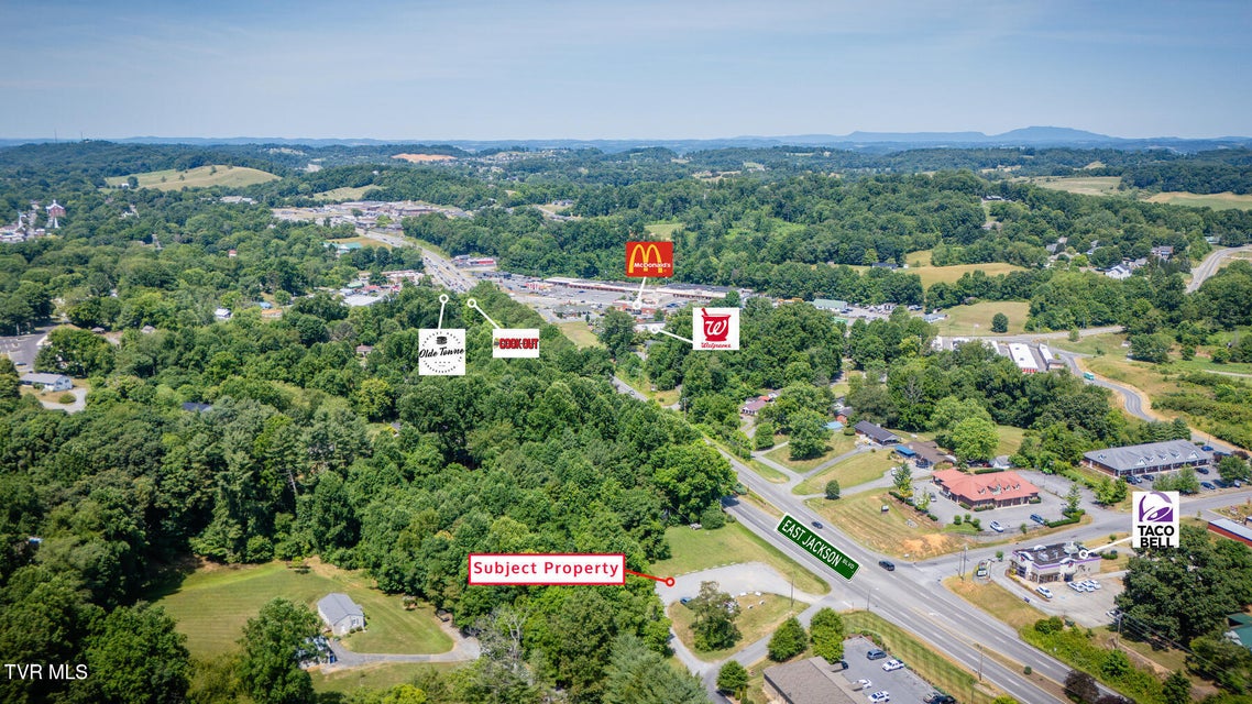 Photo #2: 211 Forest Circle