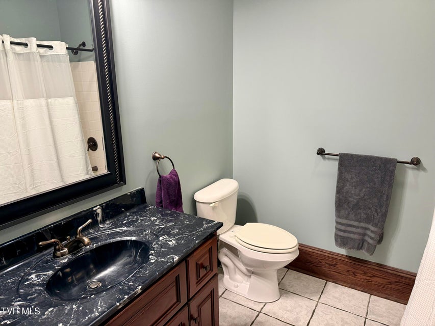 Photo #57: 208 Main Street