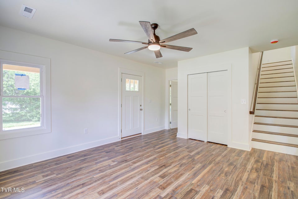 Photo #6: 408 Levelin Street