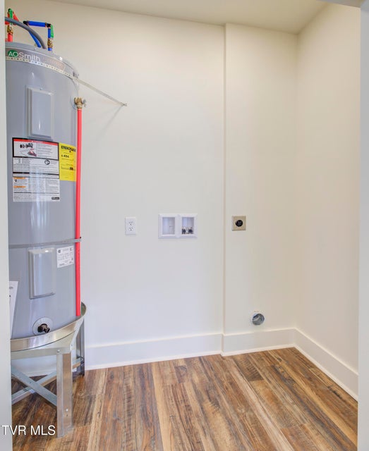 Photo #14: 408 Levelin Street