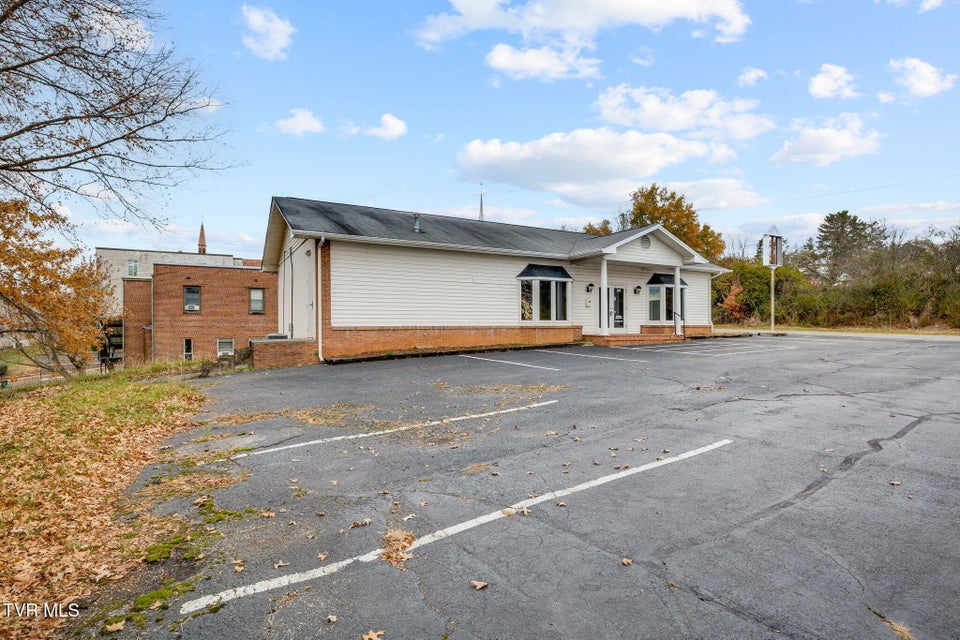 Photo #5: 280 Euclid Avenue