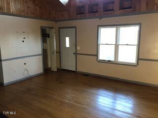 Photo #9: 164 Riverview Drive