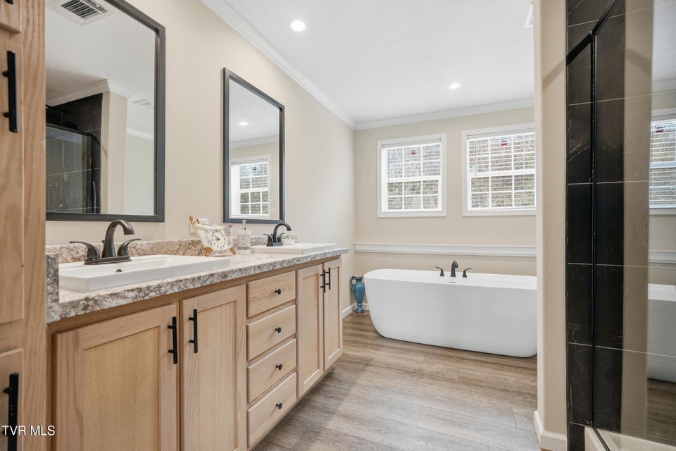 Photo #14: 3679 High Point Road