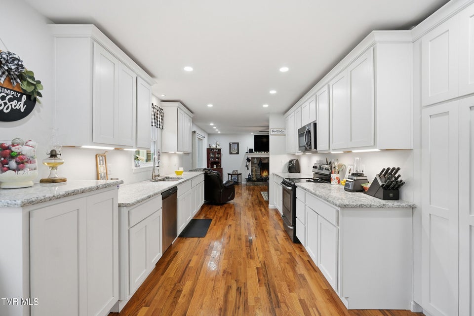 Photo #3: 270 Bogey Drive