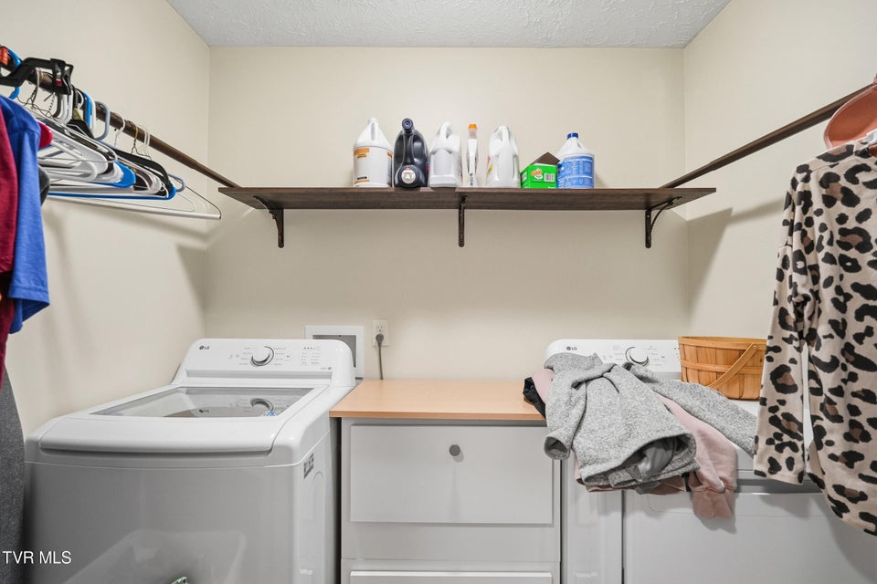 Photo #21: 270 Bogey Drive