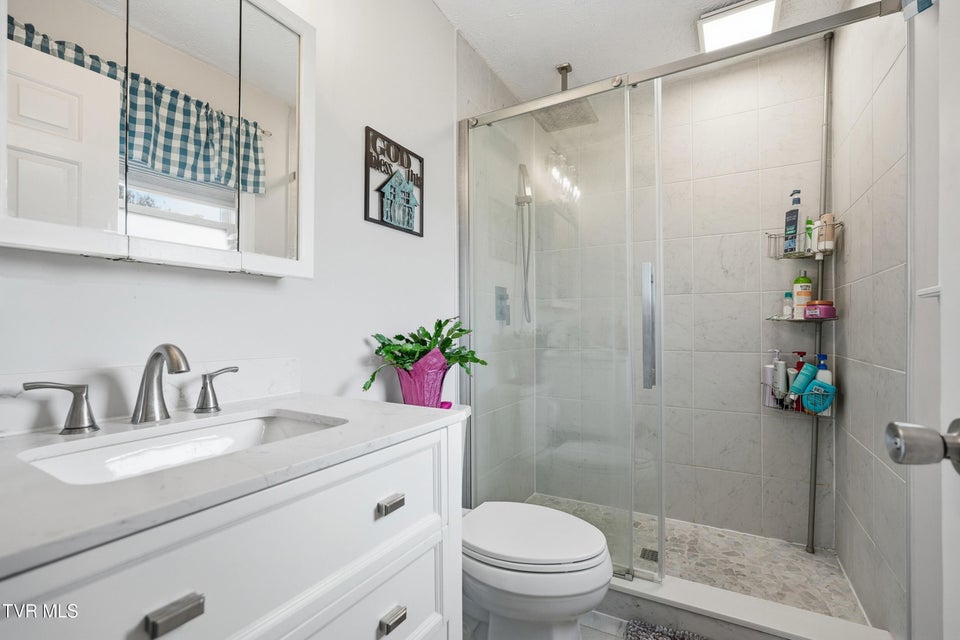 Photo #28: 270 Bogey Drive