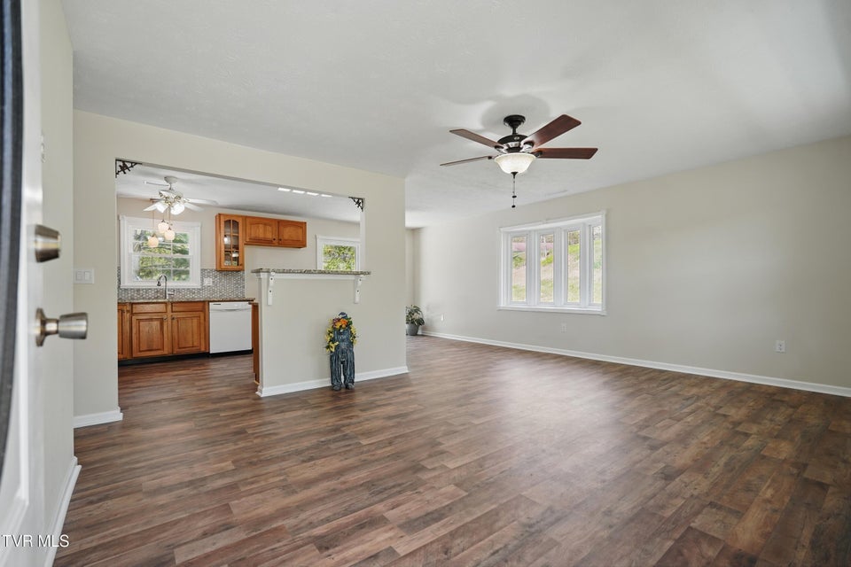 Photo #5: 536 Chadwell Road