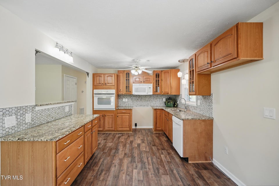 Photo #9: 536 Chadwell Road