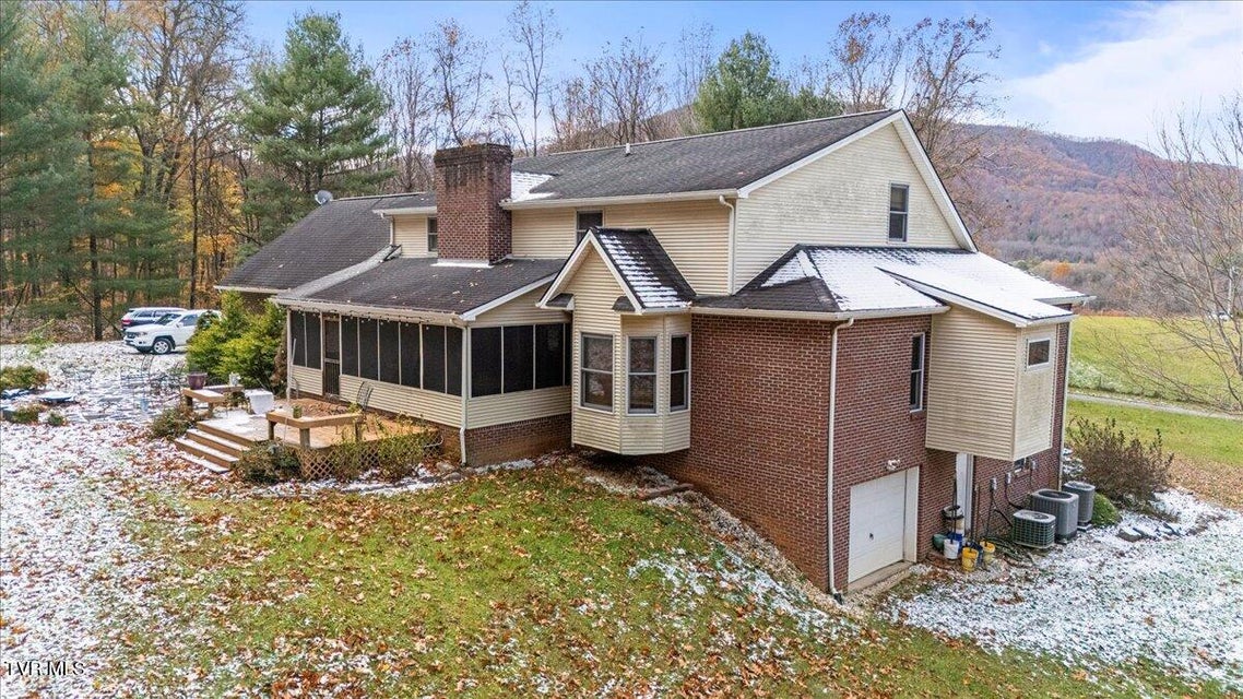 Photo #4: 203 Peoples Farm Road