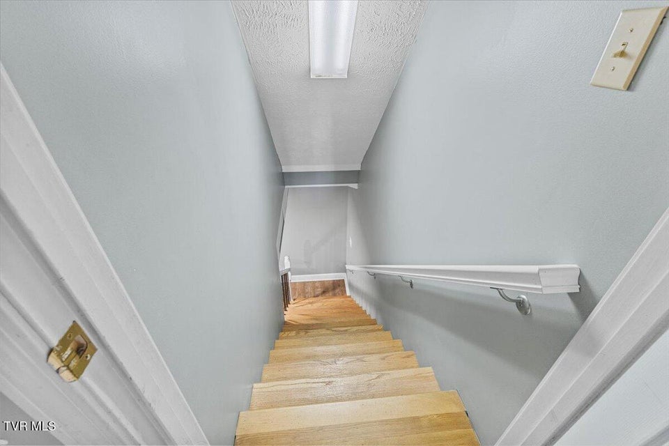 Photo #27: 203 Peoples Farm Road