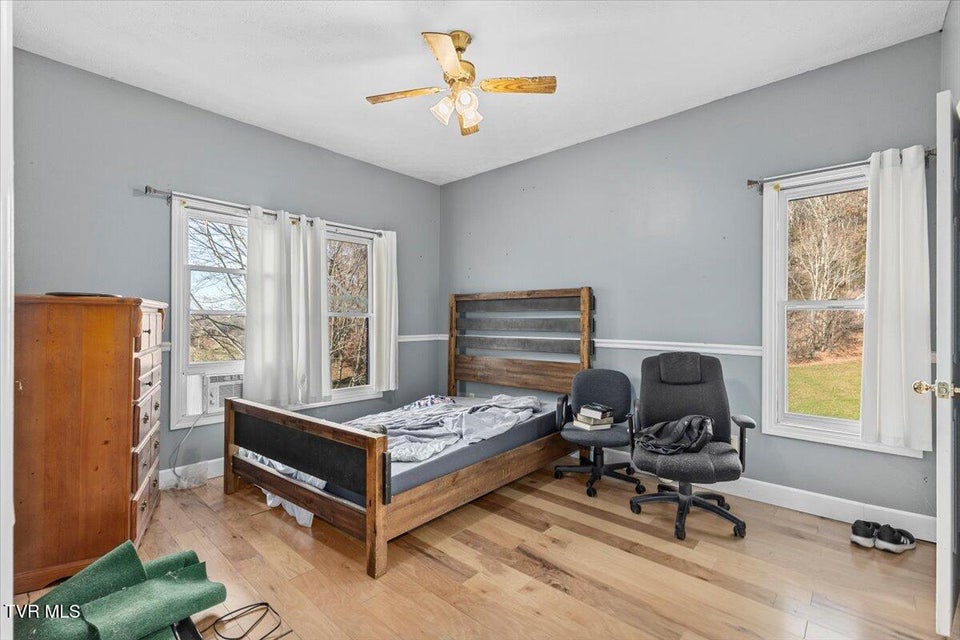 Photo #35: 203 Peoples Farm Road