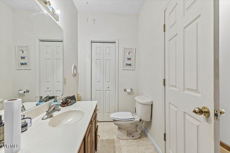 Photo #36: 203 Peoples Farm Road