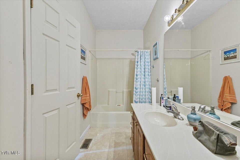 Photo #37: 203 Peoples Farm Road