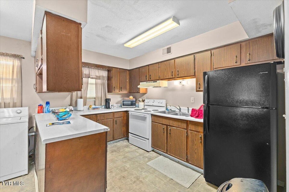 Photo #8: 1308 Knob Creek Road