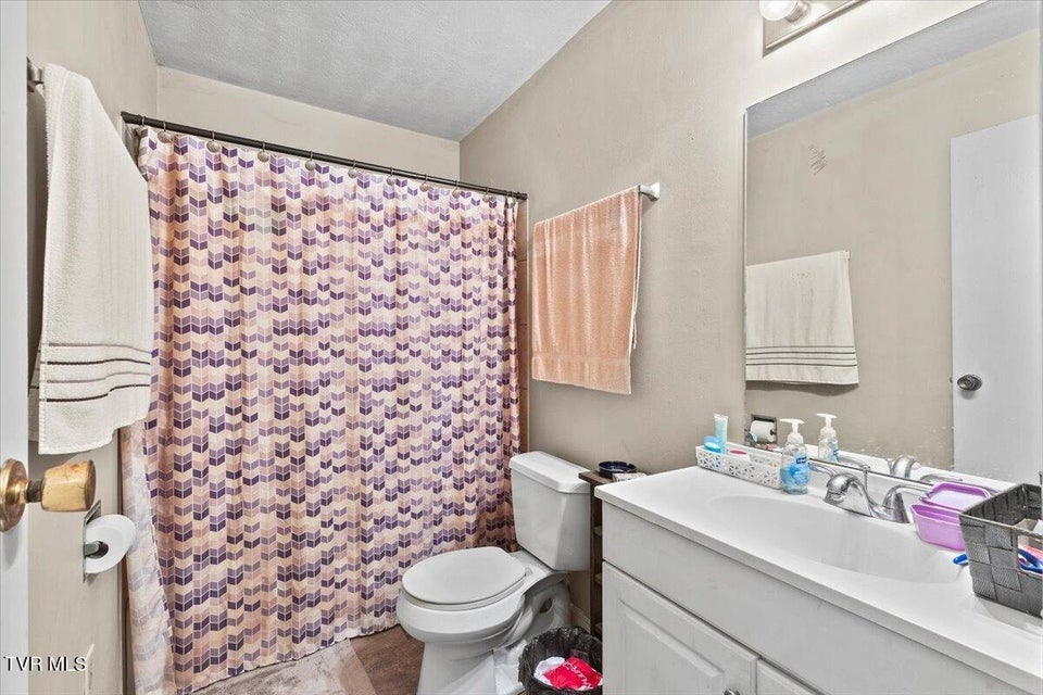 Photo #10: 1308 Knob Creek Road