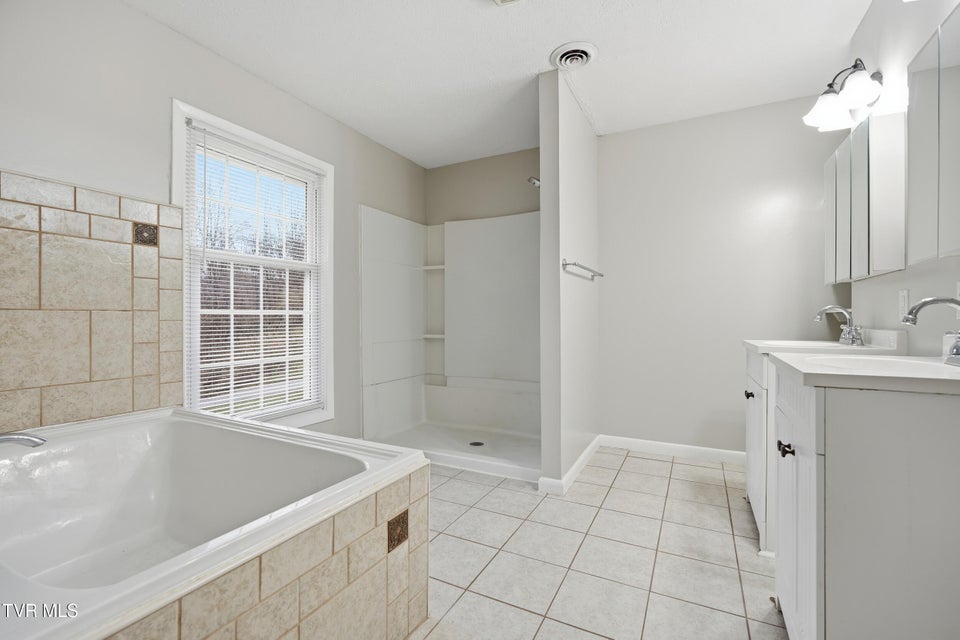 Photo #26: 8412 Courtland Road