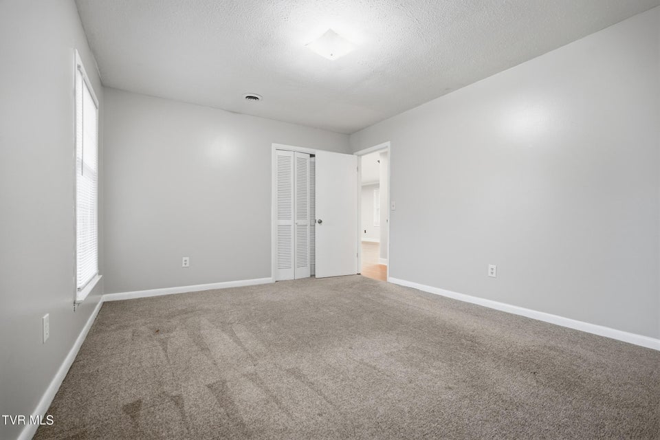 Photo #30: 8412 Courtland Road