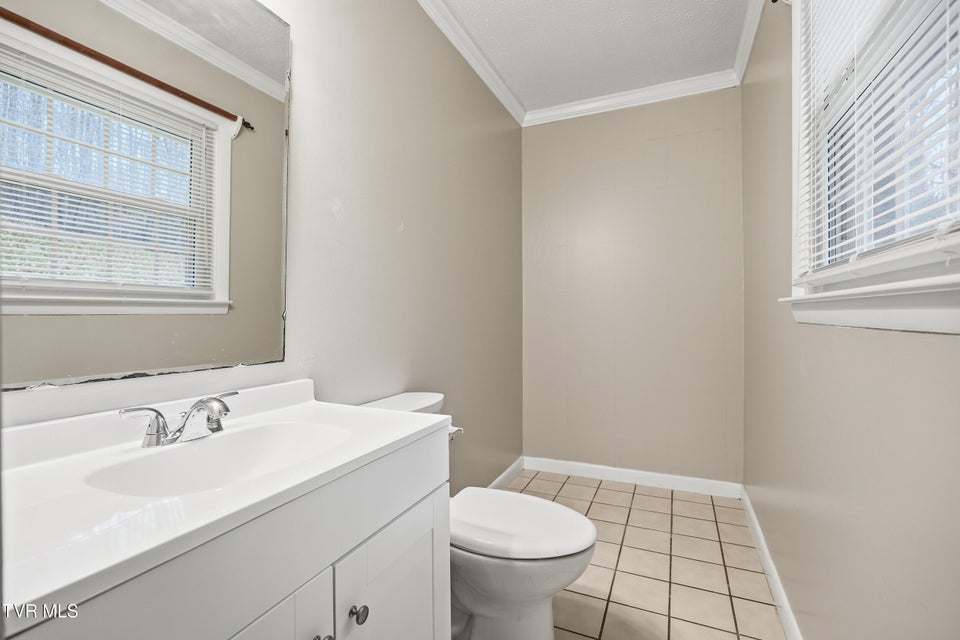 Photo #35: 8412 Courtland Road