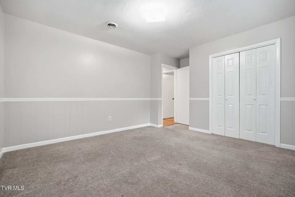 Photo #37: 8412 Courtland Road