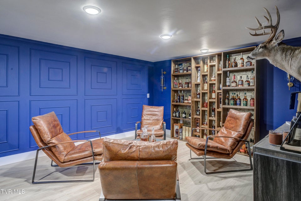 Photo #35: 616 Hammond Avenue