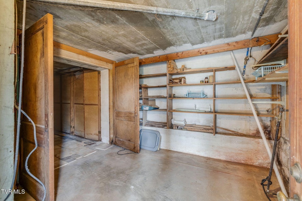 Photo #39: 214 Susong Lane