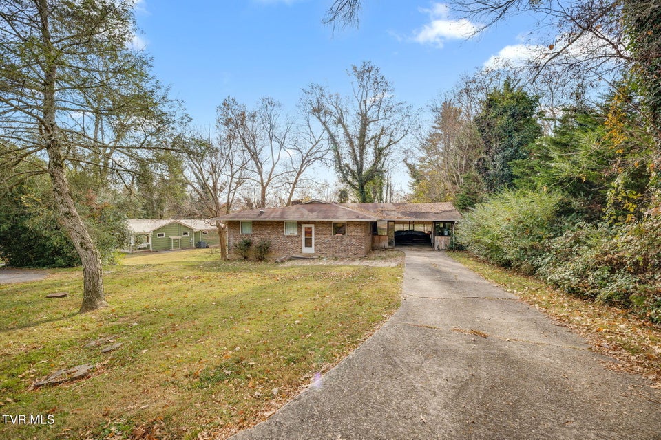 Photo #43: 214 Susong Lane