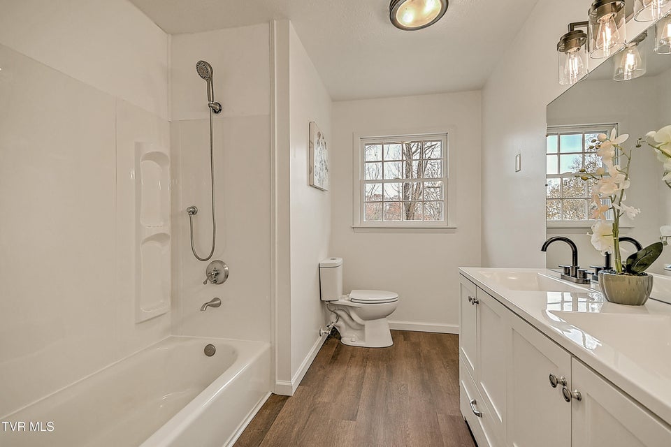 Photo #25: 457 Merman Road