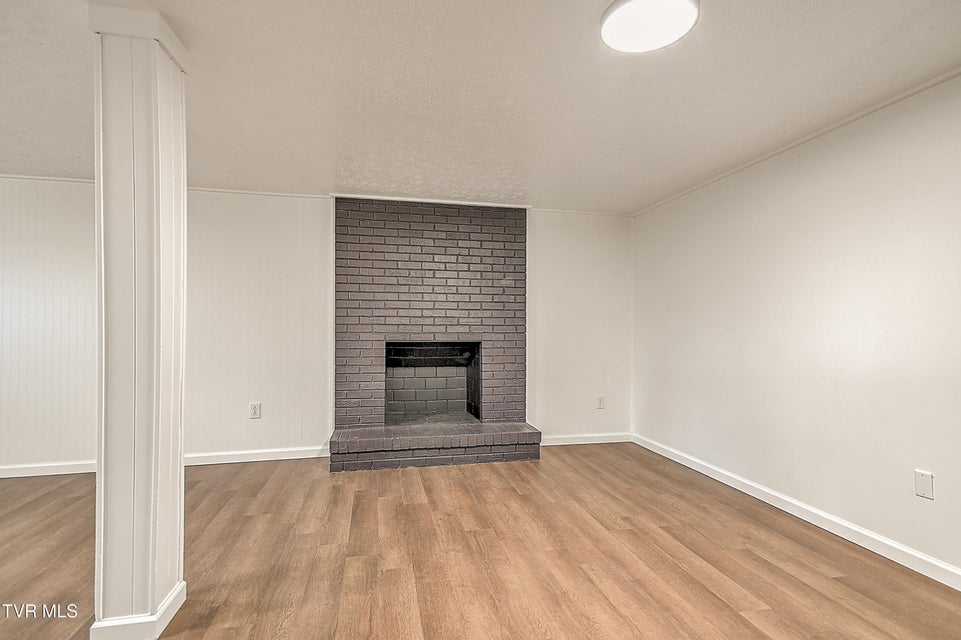 Photo #35: 457 Merman Road