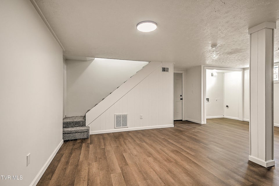 Photo #36: 457 Merman Road