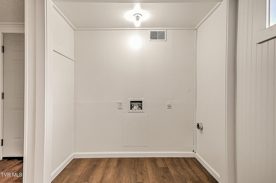 Photo #38: 457 Merman Road