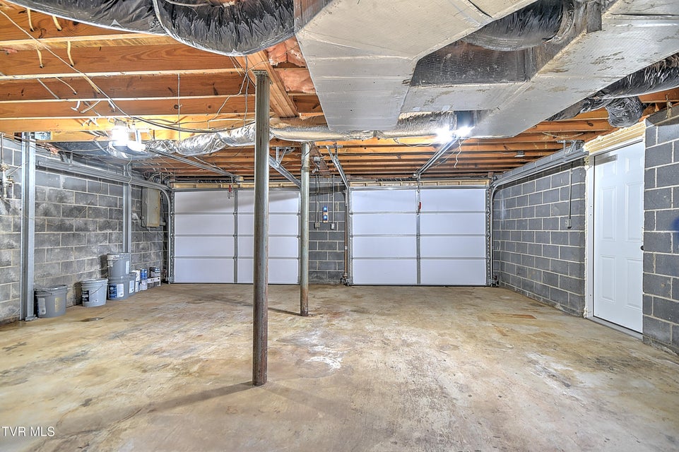 Photo #40: 457 Merman Road