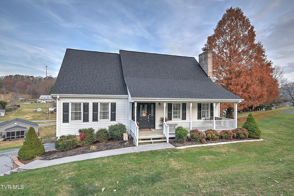 Photo #3: 324 Ferndale Lane