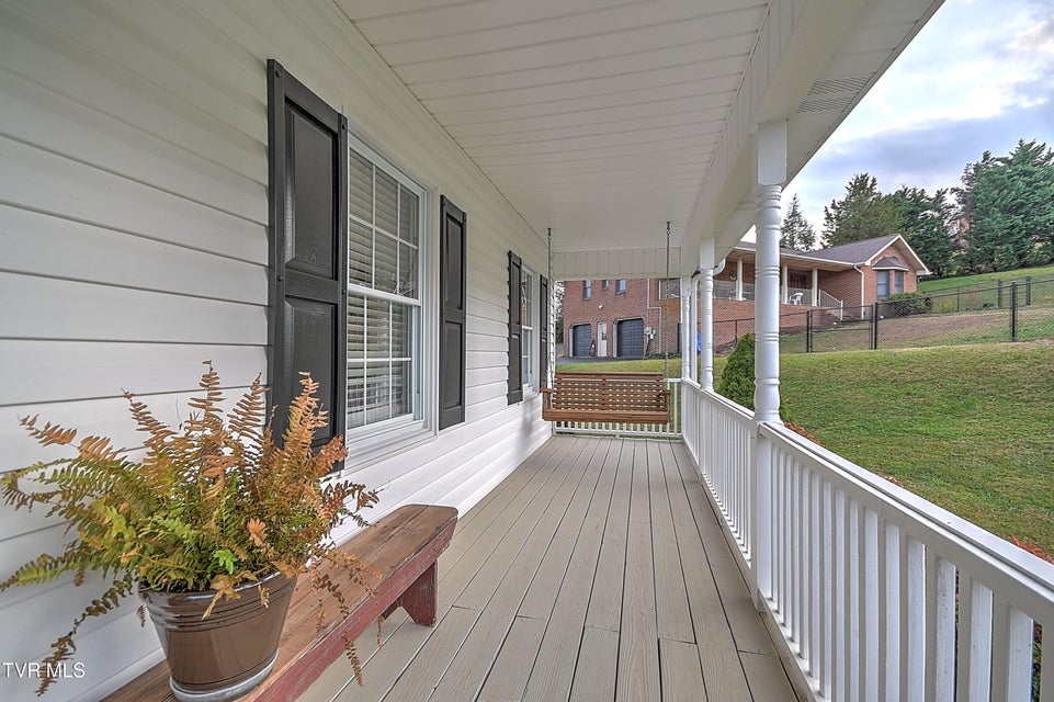 Photo #4: 324 Ferndale Lane