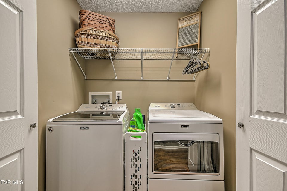 Photo #17: 324 Ferndale Lane