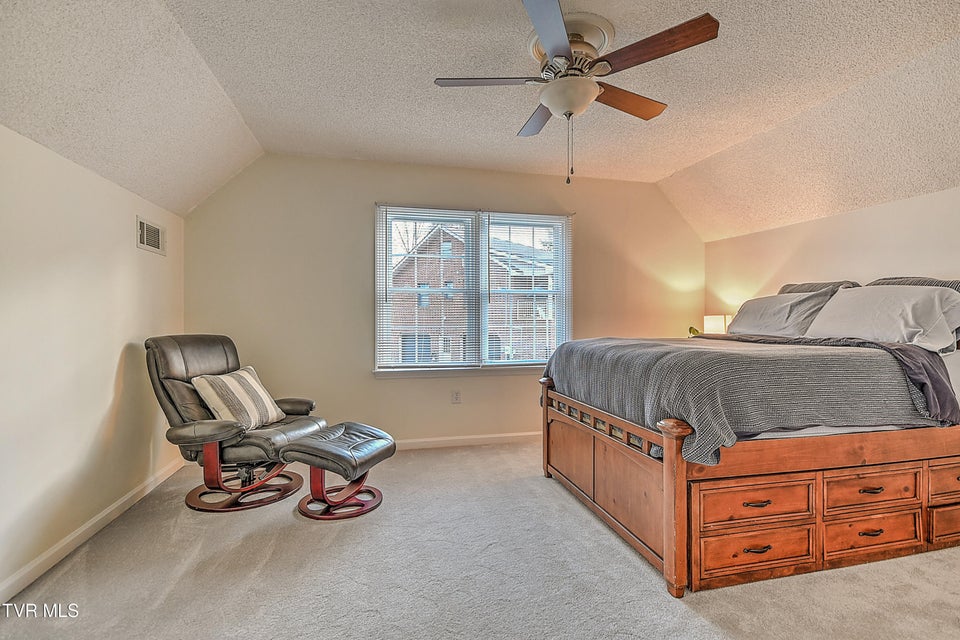 Photo #28: 324 Ferndale Lane