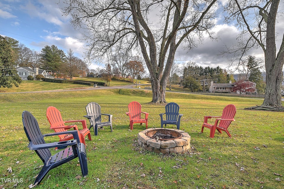 Photo #8: 2205 Pendragon Road