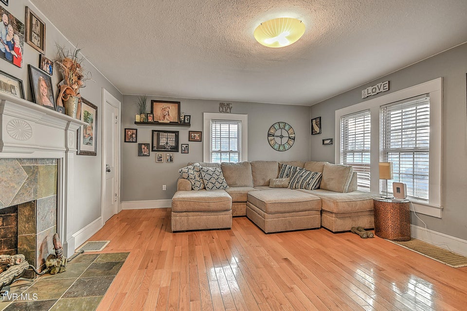 Photo #10: 2205 Pendragon Road