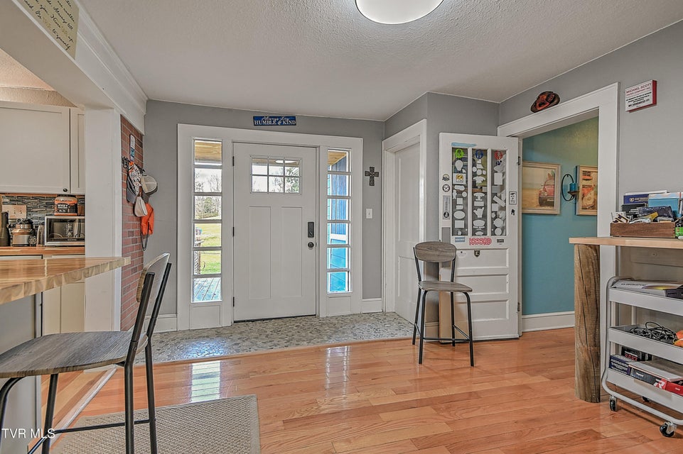 Photo #13: 2205 Pendragon Road