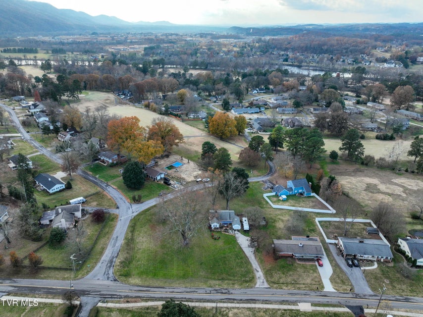 Photo #43: 2205 Pendragon Road