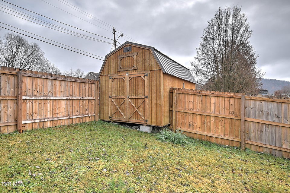 Photo #5: 206 Lynfield Road