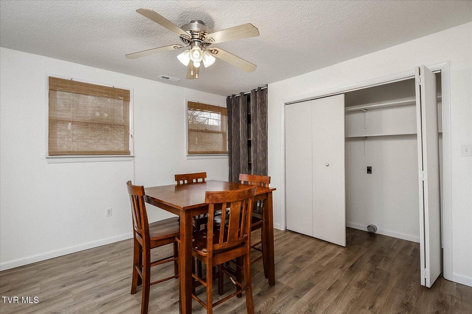 Photo #17: 917 Quillen Street