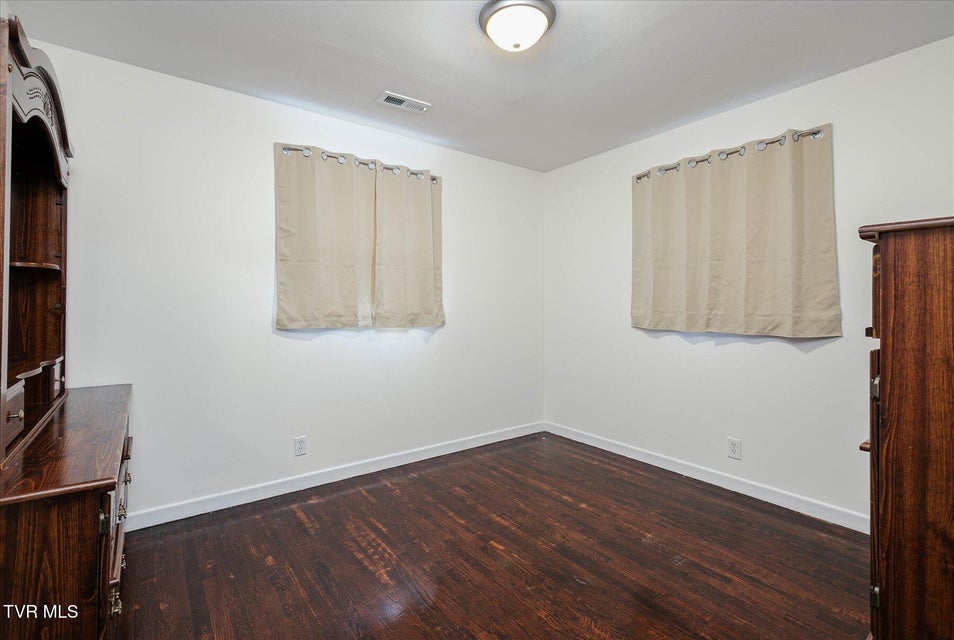 Photo #23: 917 Quillen Street