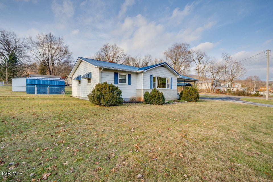 Photo #3: 1669 Highway 91 