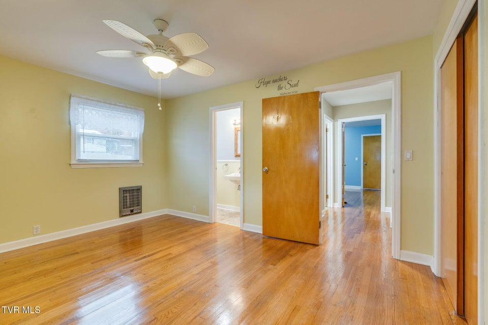 Photo #15: 1669 Highway 91 